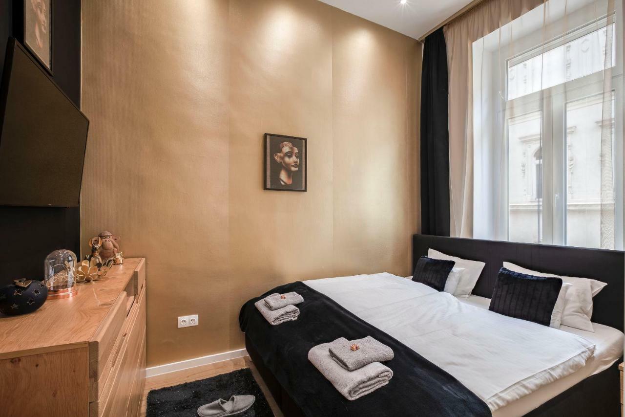 Budapest Broadway Apartment Exterior photo