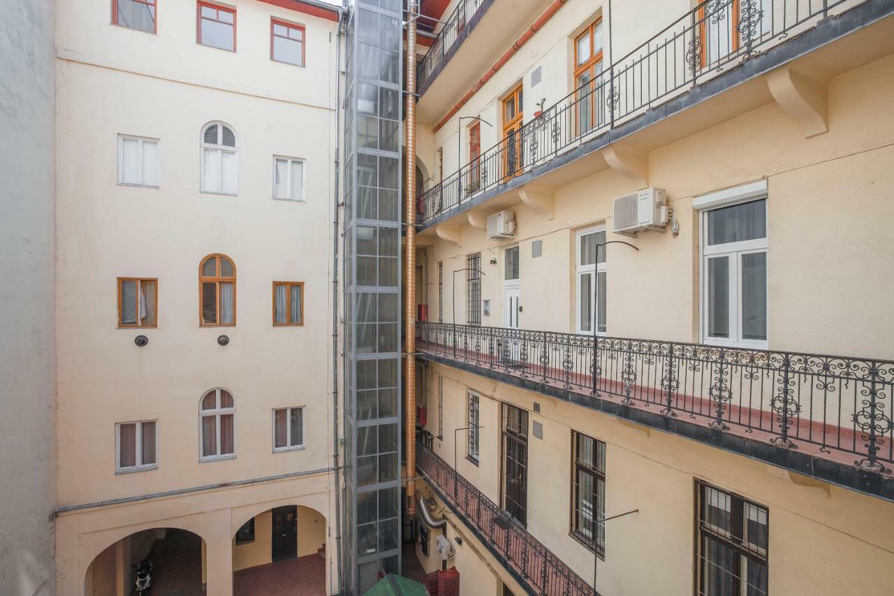 Budapest Broadway Apartment Exterior photo